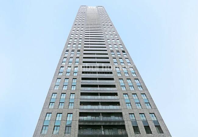 Şişli Seyrantepe'de Ekolojik Sisteme Uyumlu Orman Manzaralı Daireler 1