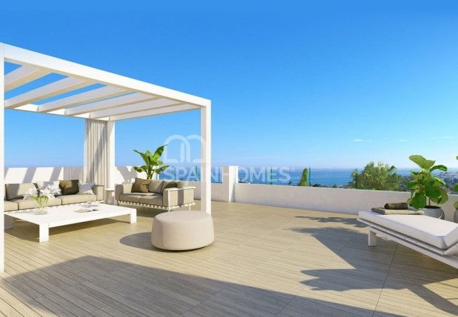 Estepona Málaga'da Havuzlu Bahçeye Sahip Modern Daireler 5