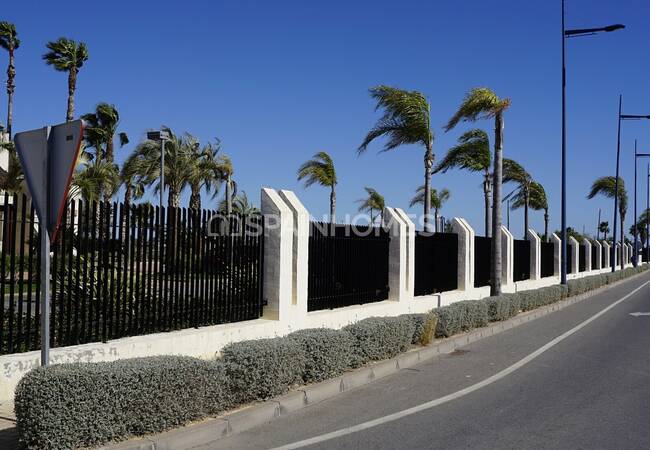 San Javier’de Golf Sahası Manzaralı Ferah Müstakil Villalar 3