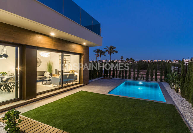 San Javier’de Golf Sahası Manzaralı Ferah Müstakil Villalar 7