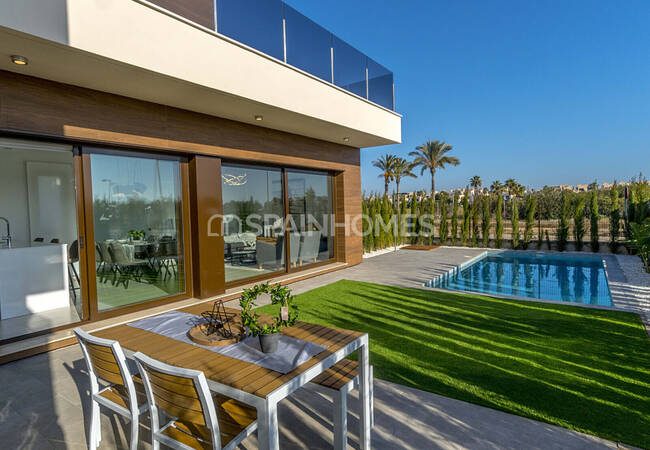 San Javier’de Golf Sahası Manzaralı Ferah Müstakil Villalar 11