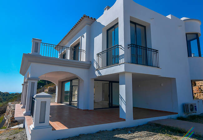 Freistehendes Haus Mit Blick Auf Das Meer In Marbella 1