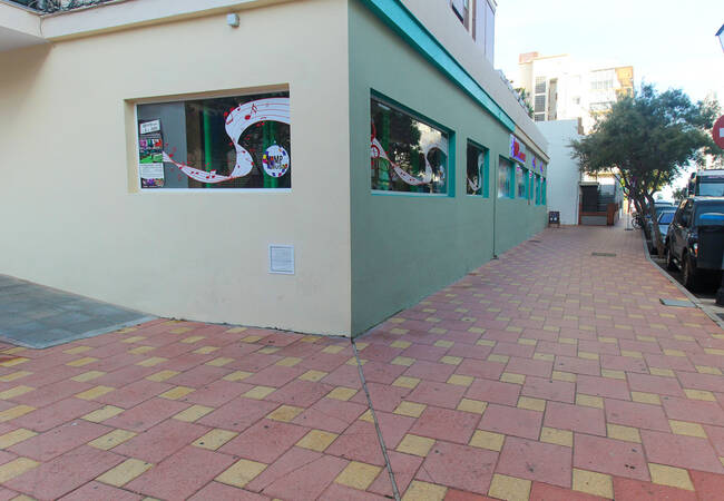 Commercial Property Next to the Beach in the Center of Fuengirola 1