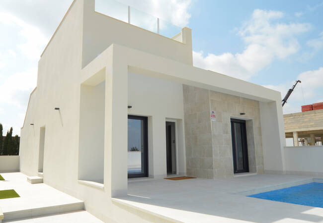 Daya Nueva Alicante’de Uygun Fiyatlı Yarı Müstakil Evler 1