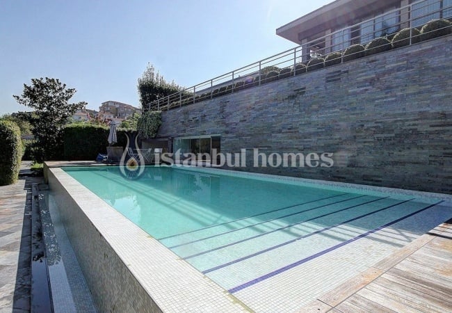 7+1 Bosphorus View Villas in Beykoz 150 M to the Sea 3