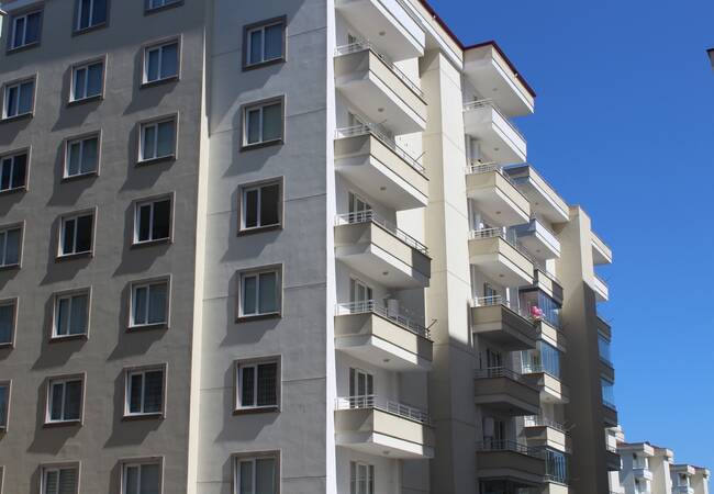 Spacious Cheap Flat in Trabzon Yomra Next to the Hospital