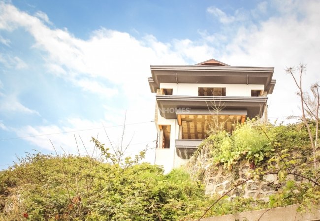 منزل فخم مطل على البحر والطبيعة في طرابزون اكشابات