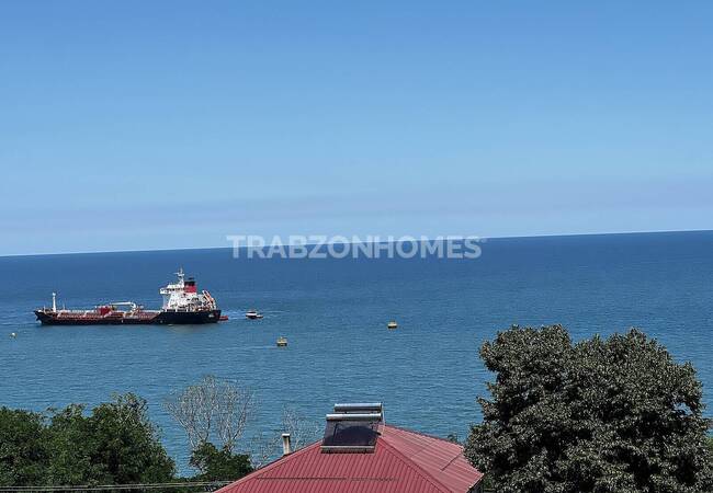 Apartments with Uninterrupted Sea View in Trabzon Arsin 1
