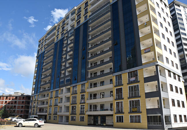 Cheap Apartment in a Secure Complex in Kasustu, Yomra 1