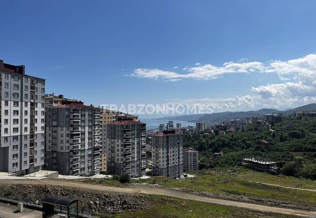 3-bedroom Furnished Apartment in a Complex Trabzon Yomra 1
