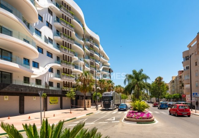 Centrally-located Apartments in Estepona 375 Mt to the Beach 4