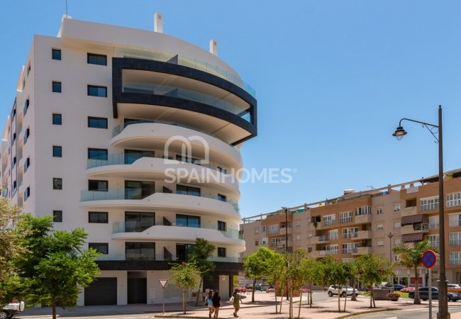 Centrally-located Apartments in Estepona 375 Mt to the Beach 5