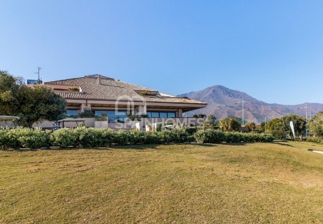 Golf Front Well-located Urban Plots in Estepona Costa Del Sol 7