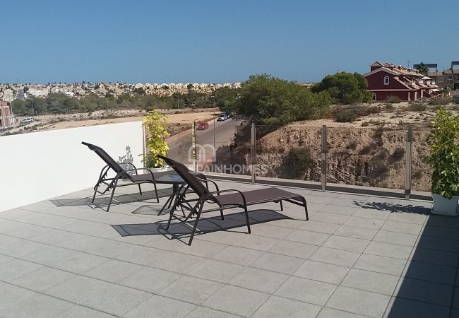 Chalets Nuevos Junto A Las Lagunas En Orihuela, Costa Blanca 4