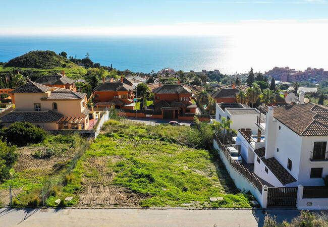 Private Housing Plot with Sea View in Benalmadena 1