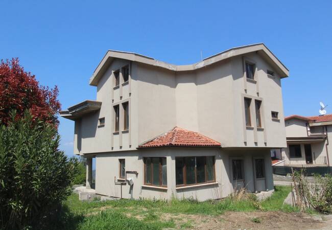 Affordable Triplex House Offering a Peaceful Life in Bursa