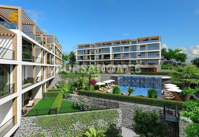 Mudanya Apartments in a Complex with Swimming Pool