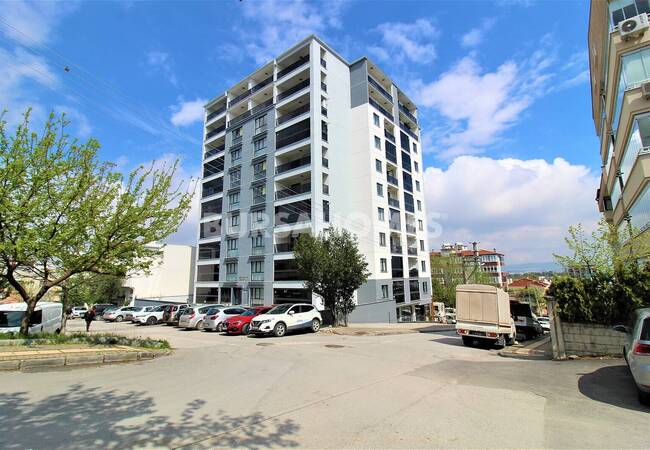 Flats in Complex with Indoor Car Park in Bursa Nilufer