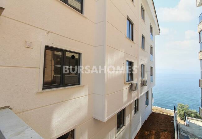 Seafront Apartments in Yalova Armutlu