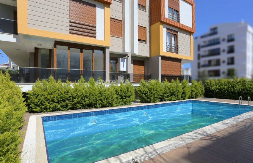 Duplex 4+1 Apartment with Terrace in Konyaalti Hurma 3