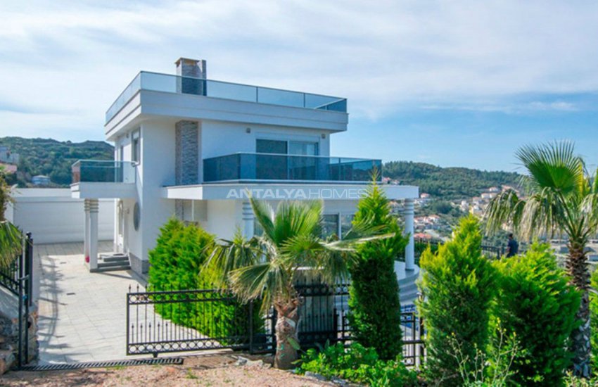 Furnished Sea View House with Private Pool in Kargicak 7