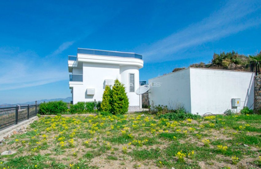 Furnished Sea View House with Private Pool in Kargicak 8