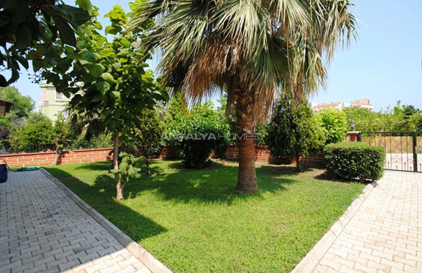 Semi-detached Villa Reflecting the Holiday Life in Camyuva 11