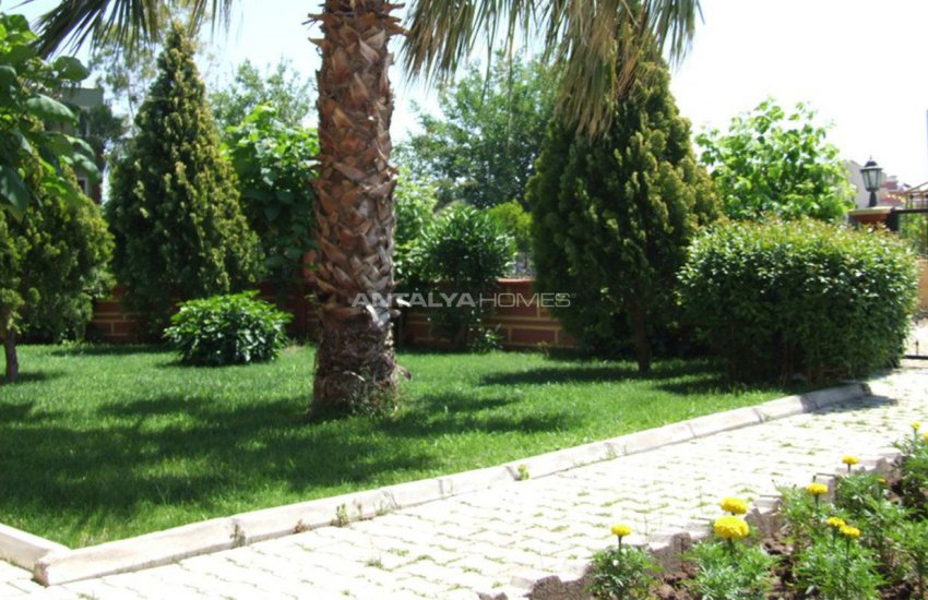 Semi-detached Villa Reflecting the Holiday Life in Camyuva 13