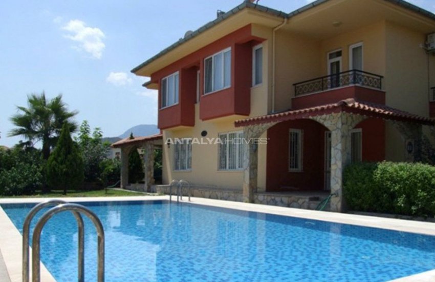 Semi-detached Villa Reflecting the Holiday Life in Camyuva 3
