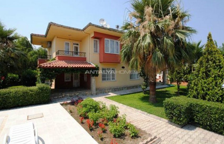 Semi-detached Villa Reflecting the Holiday Life in Camyuva 5