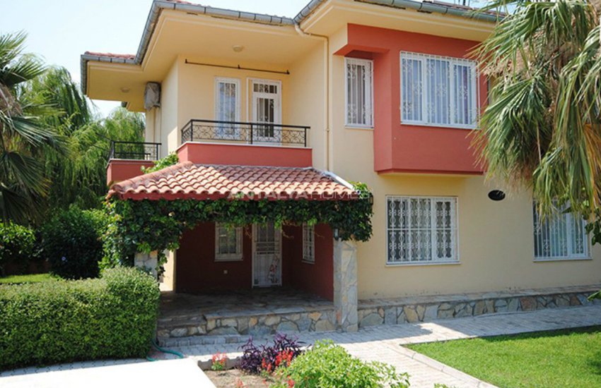 Semi-detached Villa Reflecting the Holiday Life in Camyuva 6