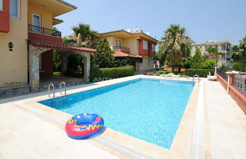 Semi-detached Villa Reflecting the Holiday Life in Camyuva 7