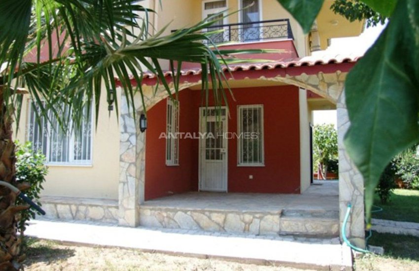 Semi-detached Villa Reflecting the Holiday Life in Camyuva 8