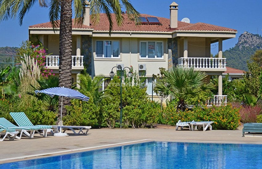 Çamyuva’da Zengin Altyapıya Sahip Satılık İkiz Villa 8