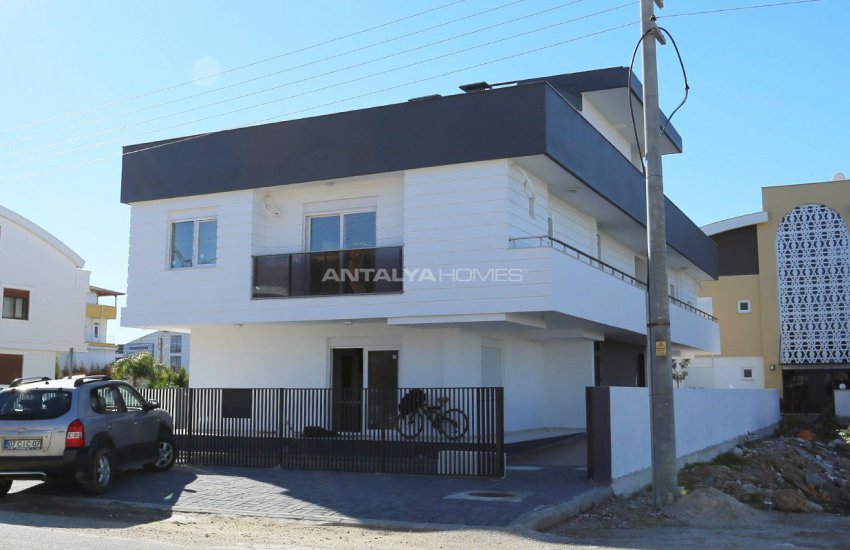 املاک و مستغلات مناسب سرمایه گذاری در 100 متری خیابان توریسم 2