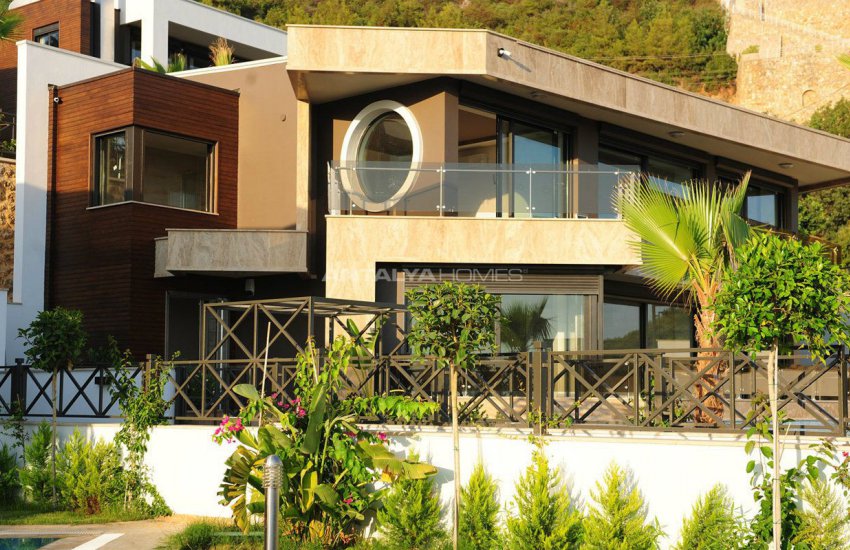 Exclusive Villas with 4+1 and 5+1 Options in Alanya Center 10