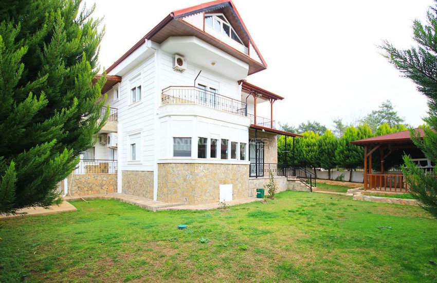 Fully Furnished Villa with Mountain View in Antalya 12
