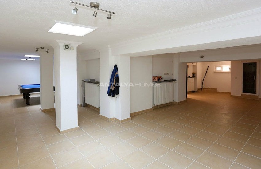 خانه ای مستقل زیبا با فاصله 450 متری تا ساحل در آنتالیا 17