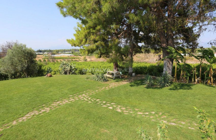 بيت الحجر الفريد مع مسبح في أنطاليا 17