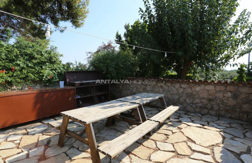 بيت الحجر الفريد مع مسبح في أنطاليا 18