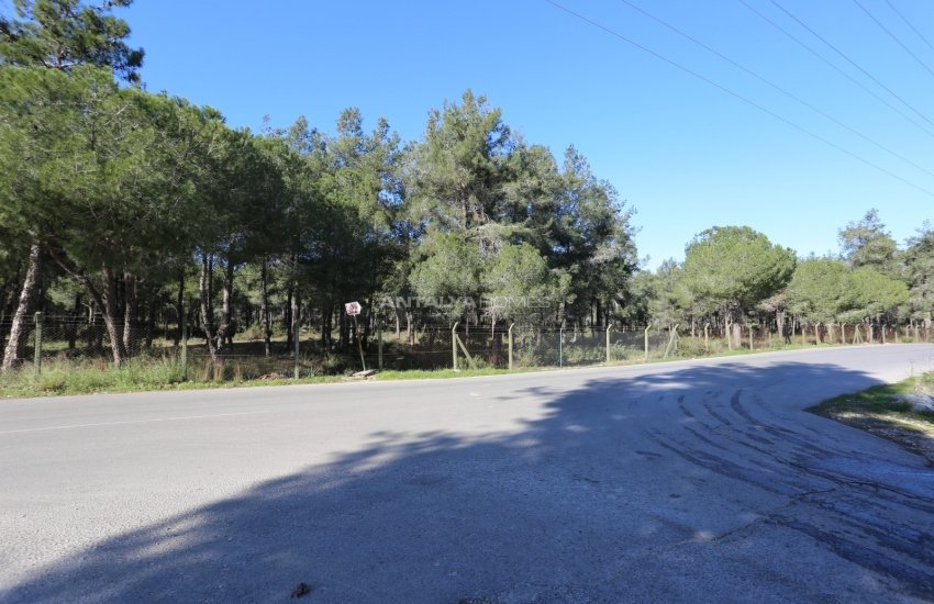 3 Storey Real Estate with Private Pool in Aksu Antalya 7