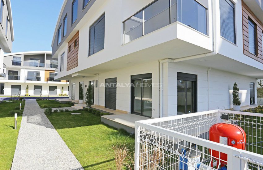 Antalya Houses in the Low-rise Residential Complex 12