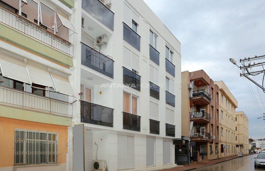 Central commercial Real Estate 1 Km to Kaleiçi in Antalya 3