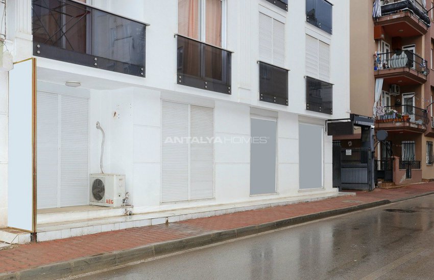 Central commercial Real Estate 1 Km to Kaleiçi in Antalya 4