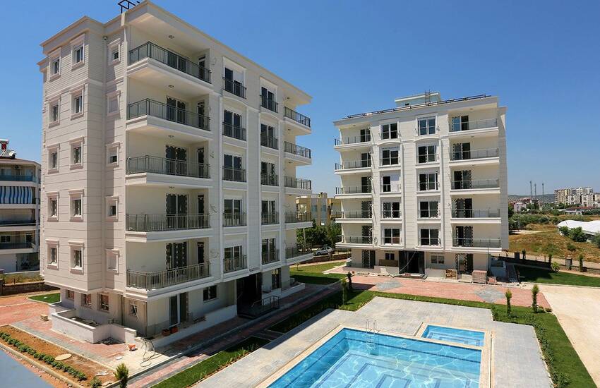 Gut Gelegene Komfortable 3+1 Wohnungen In Kepez Antalya 1