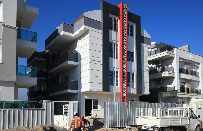 Akyuz Apartments New Built Apartments with Sea View