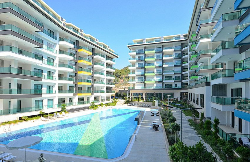 Kargıcak’ta Özel Plaja Sahip Deniz Manzaralı Daireler 3