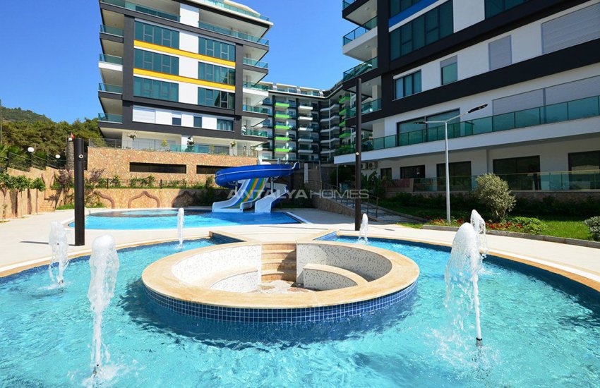 Kargıcak’ta Özel Plaja Sahip Deniz Manzaralı Daireler 5