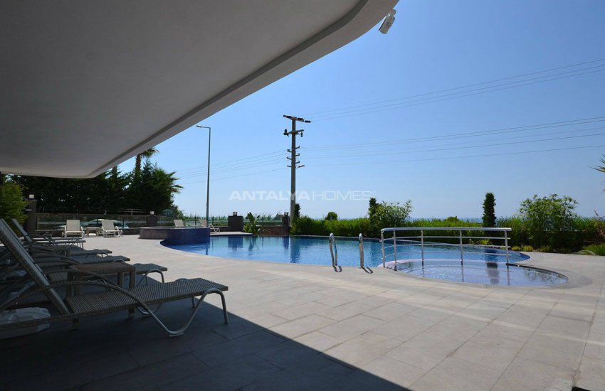 Seafront Apartments Close to All Facilities in Alanya 5