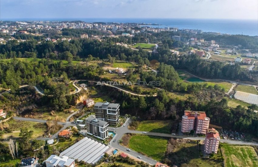 Modernly Designed Real Estate Surrounded by Nature in Alanya 5